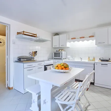 Pierre Idyllique - Climatisee Avec Grand Jardin Holiday home *